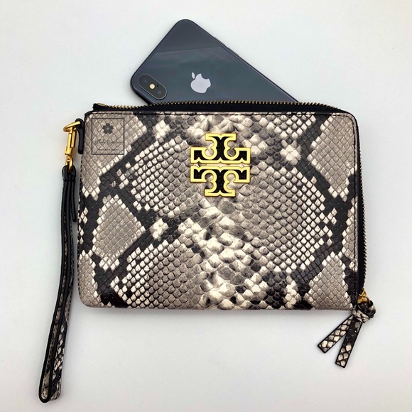 Tory Burch - Britten Large Zip Pouch -Snake (Grey) - Picture 3 of 8
